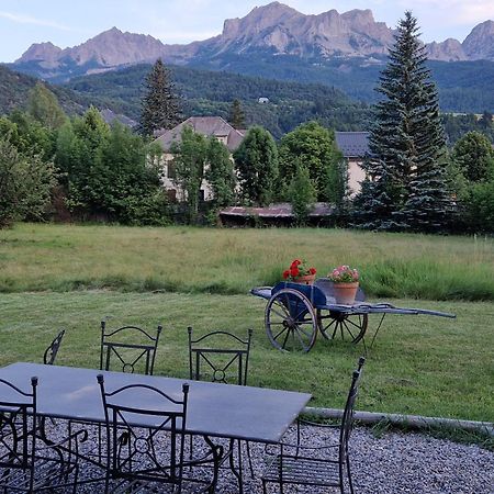 Maison Dans Parc Cloture Barcelonnette Zewnętrze zdjęcie